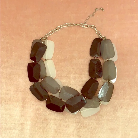 Jewelry - Statement necklace